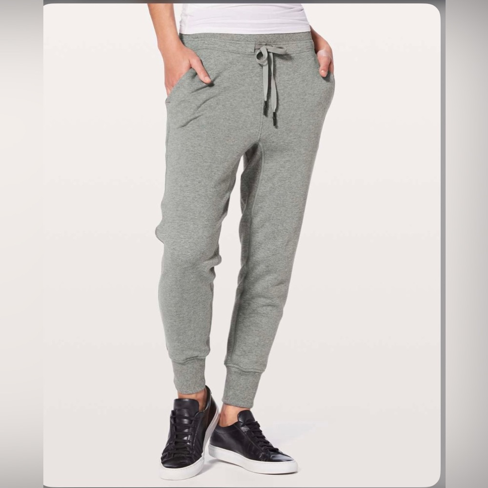 Lululemon Women’a Press Pause ll Jogger Size 10